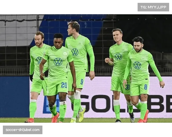 奥格斯堡客场表现起伏不定 战术执行力成中下游排位关键 奥格斯堡客场表现起伏不定 战术执行力成中下游排位关键